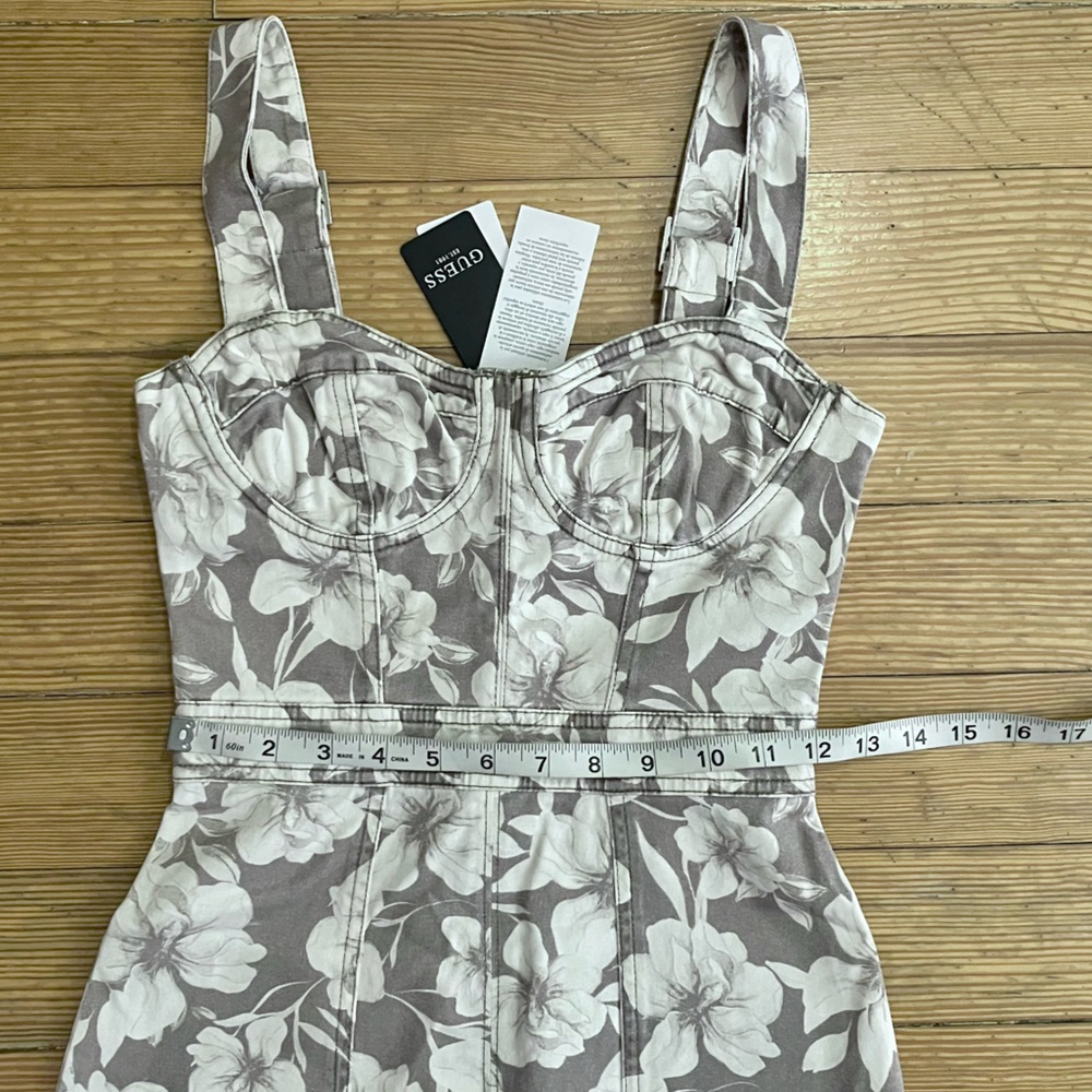 NWT Guess Chloe Printed Corset Dress in Taupe Floral Sz XS. - Picture 12 of 14